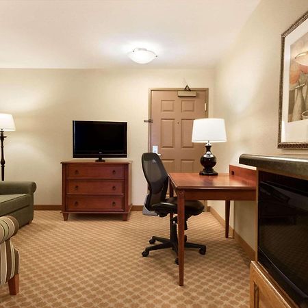 Country Inn & Suites By Radisson, Peoria North, Il Екстериор снимка